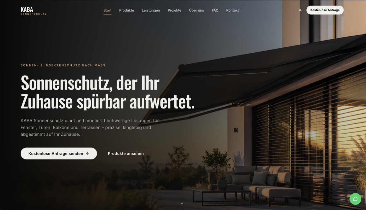 Startseite von kaba-sonnenschutz.at: dunkle Hero-Sektion mit Markise und der Überschrift „Sonnenschutz, der Ihr Zuhause spürbar aufwertet“